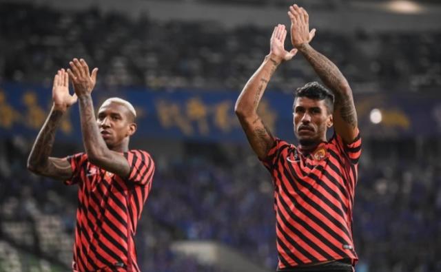 开云最新登录地址-广州队的光辉岁月：13年17冠 引援22亿单年奖金2亿