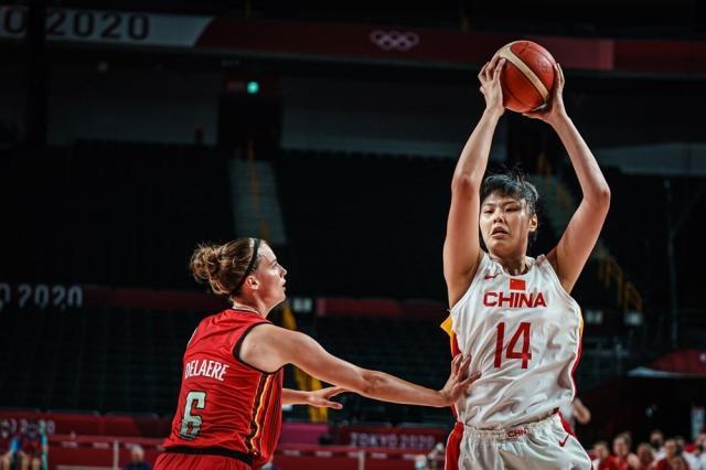 总得分第二净胜分第一！女篮小组赛秀出强悍攻防