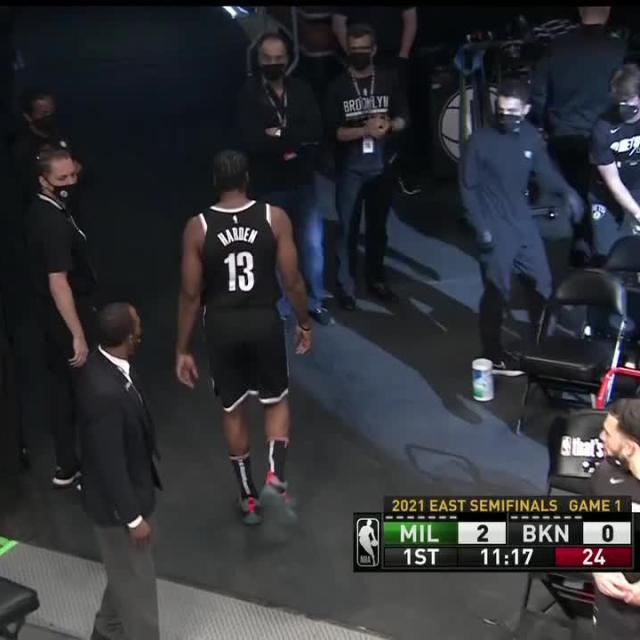 开云最新登录地址-哈登开场43秒伤退！右腿筋伤势复发 篮网再遭打击