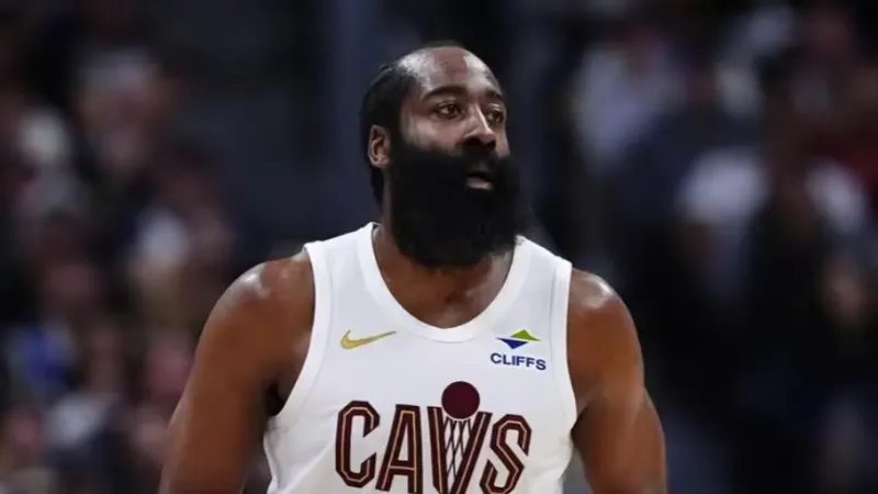 开云体育登录入口-哈登首节比赛7投2中，三分2中1得到5分2篮板2助攻